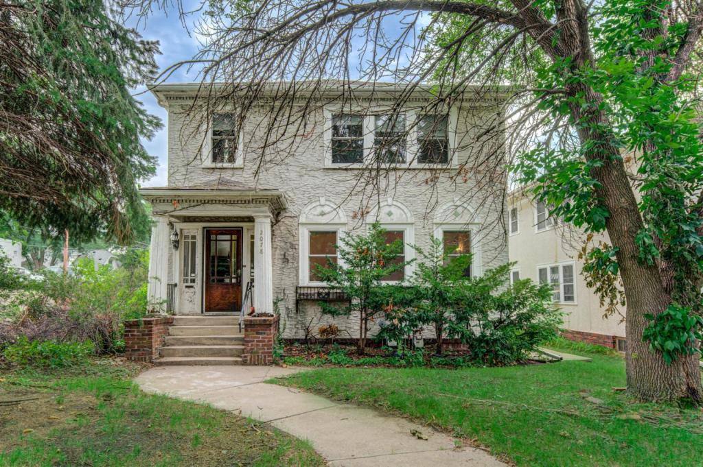House for rent at 2078 Saint Clair Ave #1, Saint Paul, MN 55105