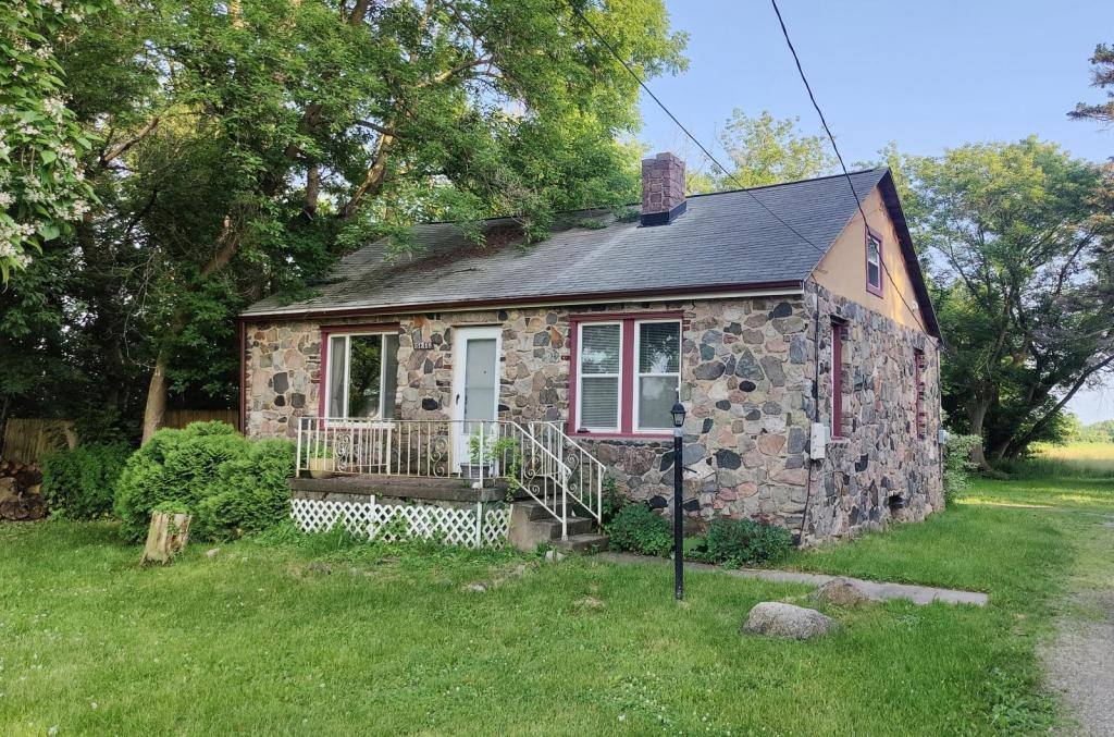 House for rent at 51319 Geddes, Canton, MI 48188