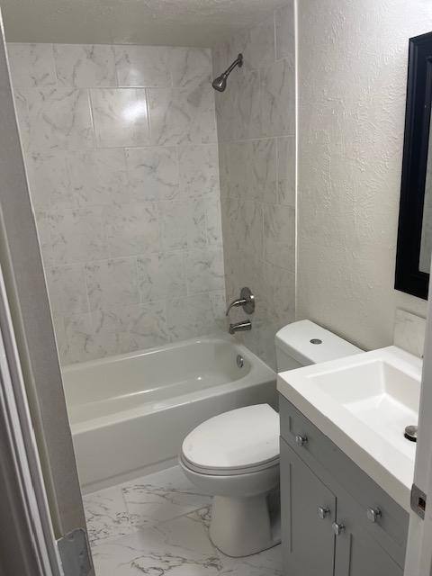 Apartment for rent at 1900 W Kingsley Rd, Garland, TX 75041