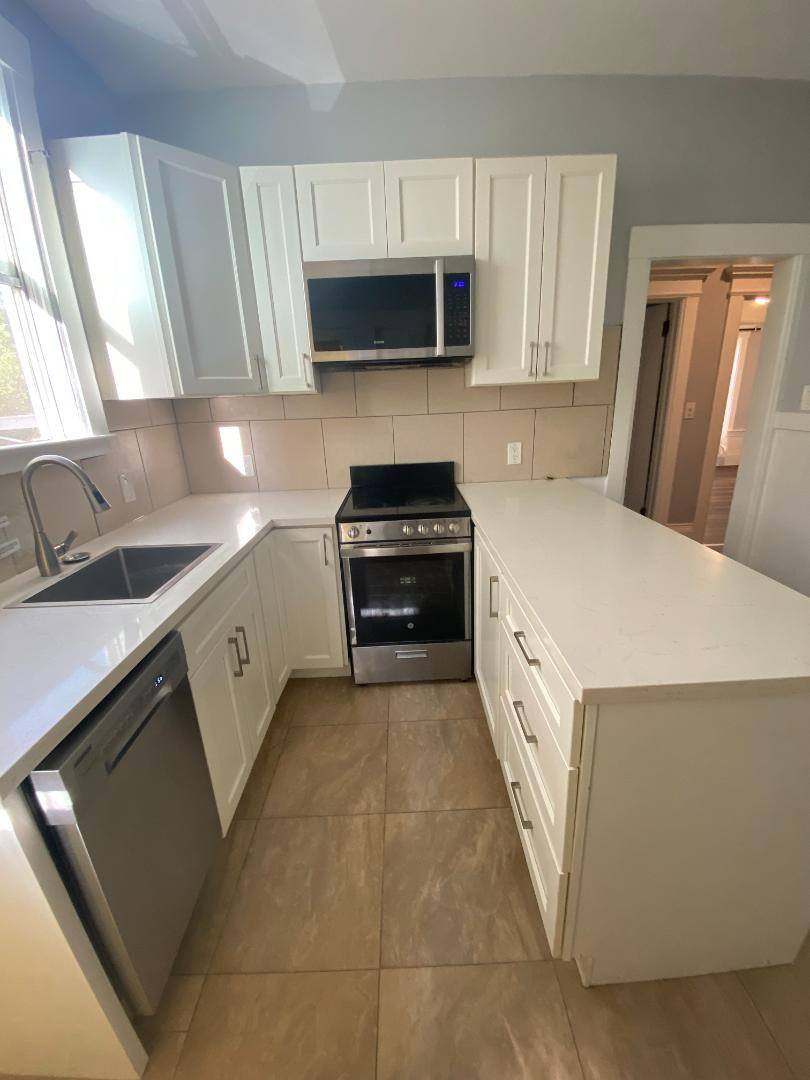Apartment for rent at 2345 Fulton #2, Berkeley, CA 94704