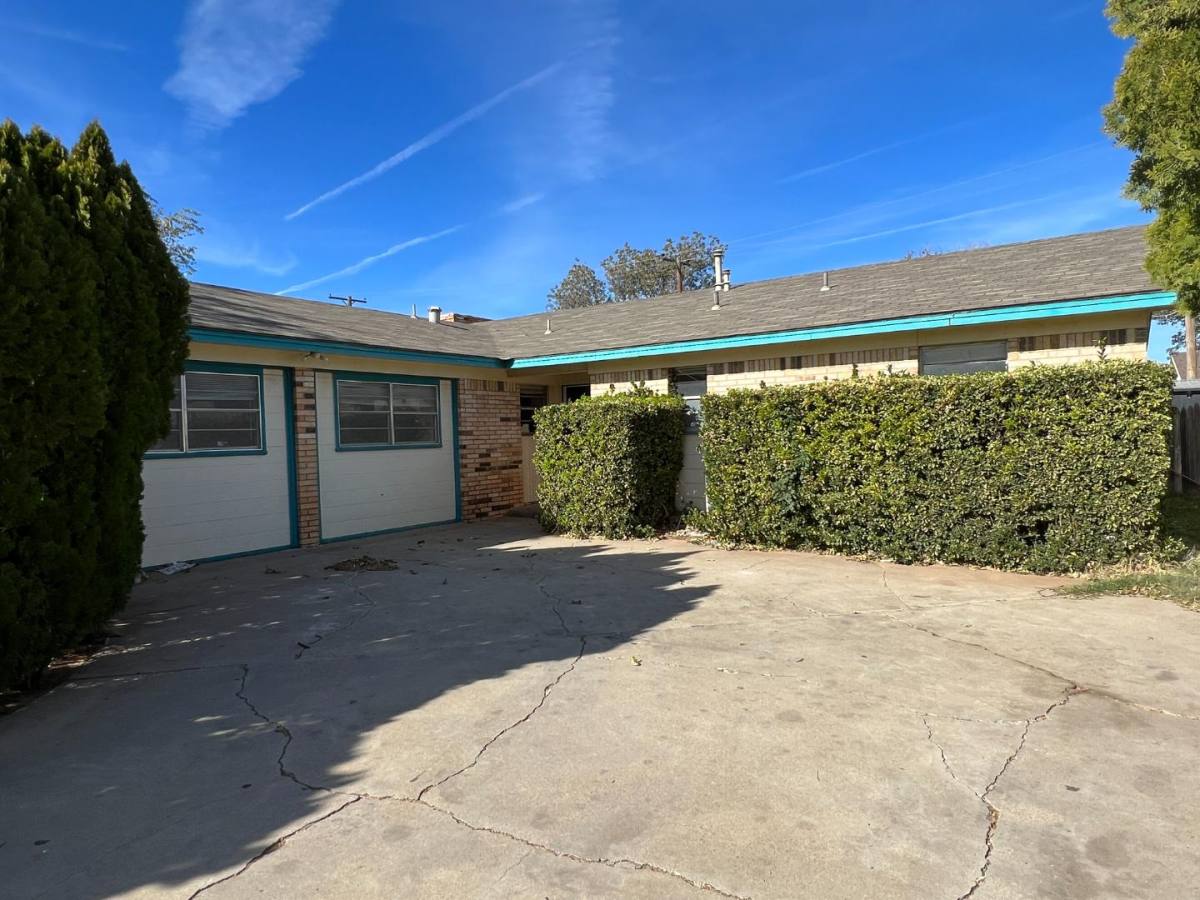 House for rent at 5510 12th St, Lubbock, TX 79416