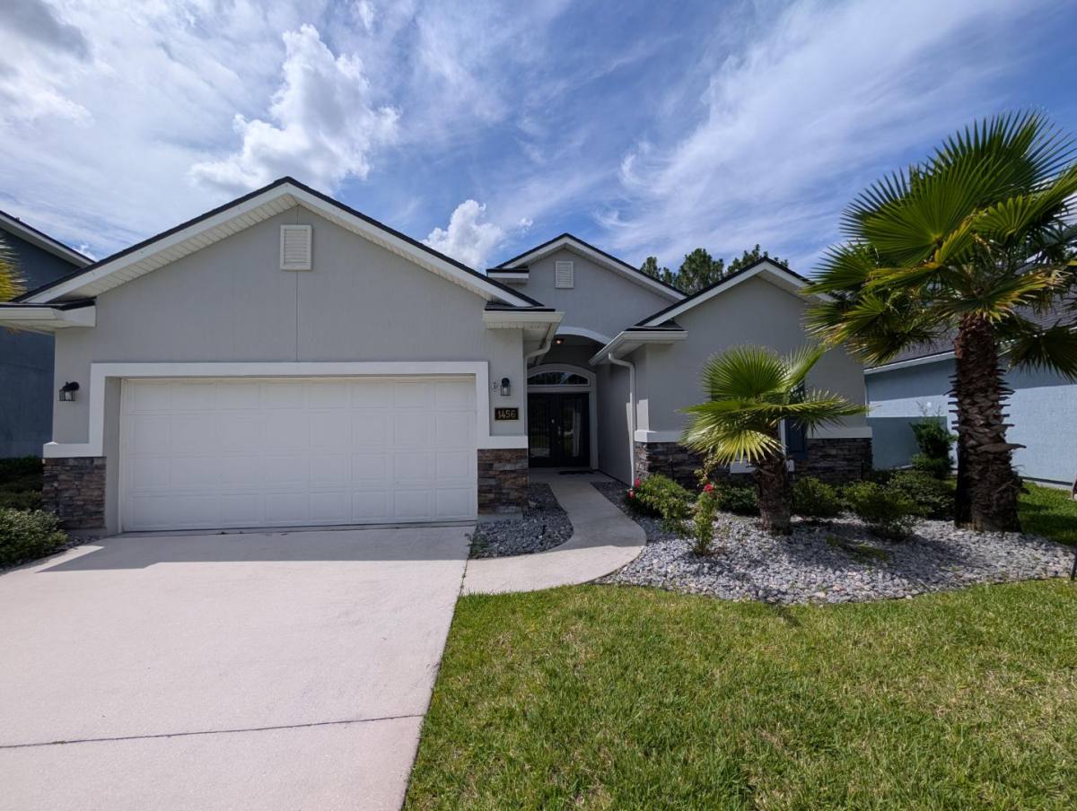 House for rent at 1456 Autumn Pines Dr, Orange Park, FL 32065