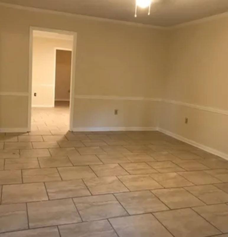 Apartment for rent at 226 N Mock Rd #4, Albany, GA 31705