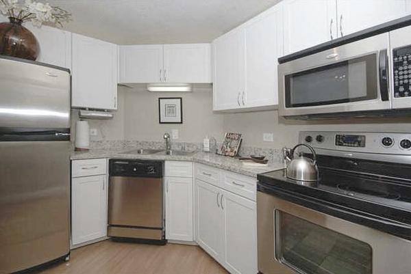 Apartment for rent at 1730 N Clrk St #3309, Chicago, IL 60614