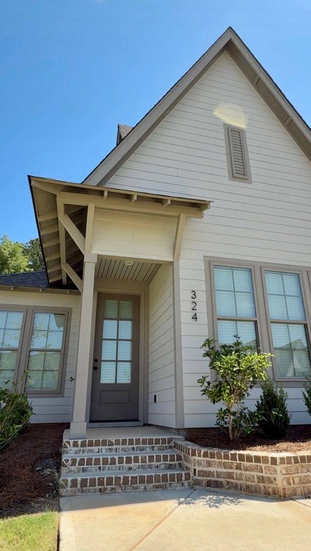 Townhouse for rent at 324 Northgate Blvd, Auburn, AL 36830