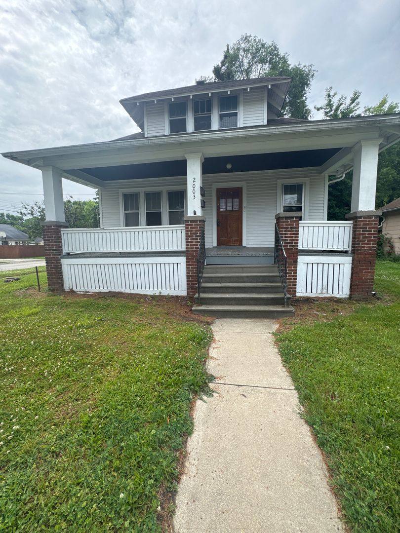 Apartment for rent at 2003 W Genesee Ave, Saginaw, MI 48602
