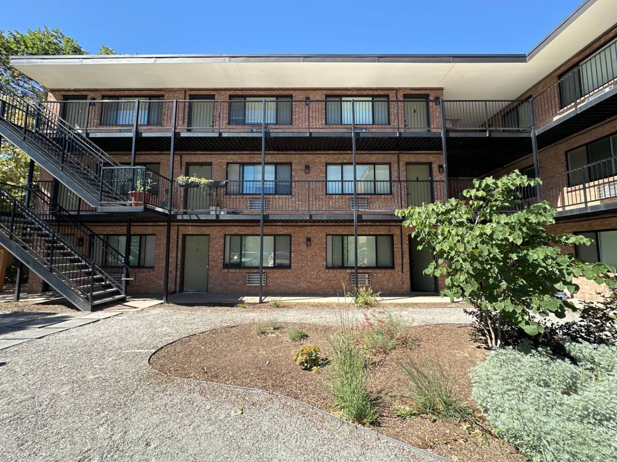 Apartment for rent at 3377 S Clarkson St, Englewood, CO 80113
