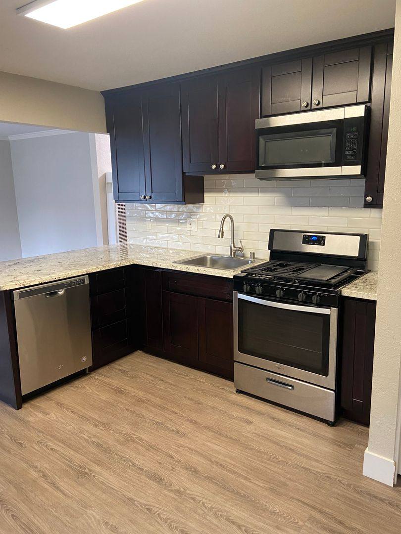 Apartment for rent at 705-707-709 Mormon St, Folsom, CA 95630