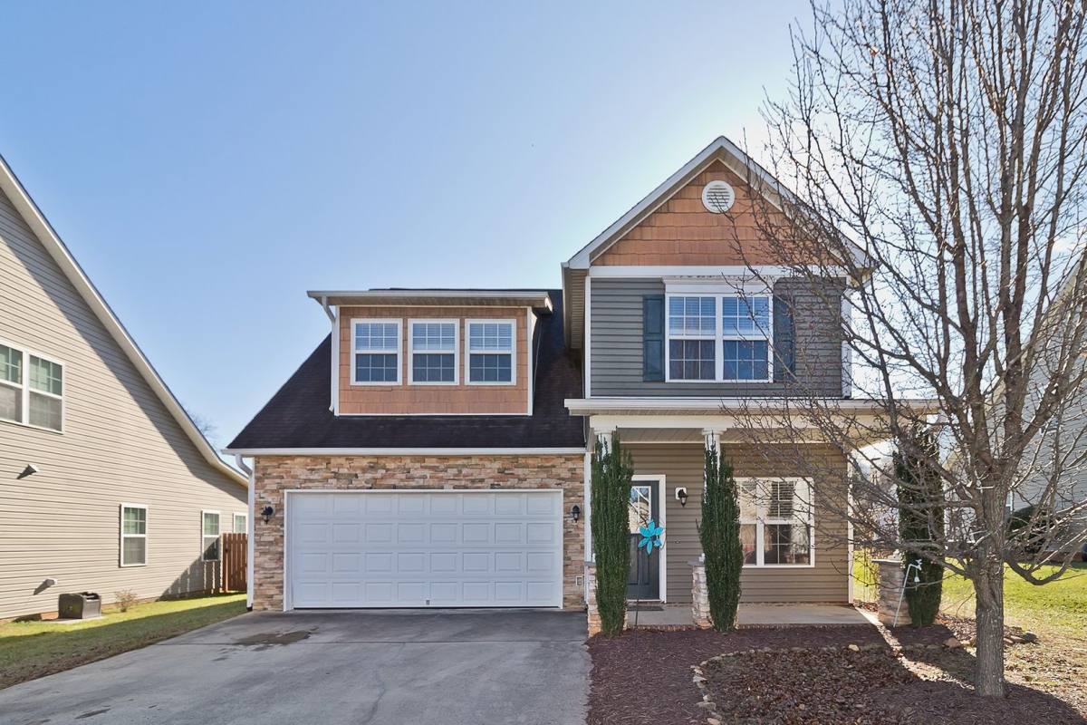 House for rent at 17 Manderley Way, Arden, NC 28704