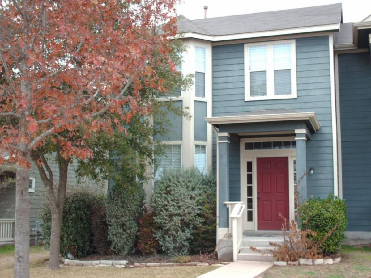 Townhouse for rent at 135 Michaelis, Kyle, TX 78640