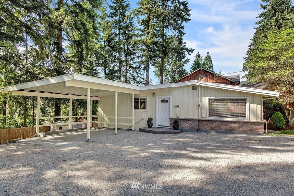 House for rent at 10423 148th Ave SE, Renton, WA 98059