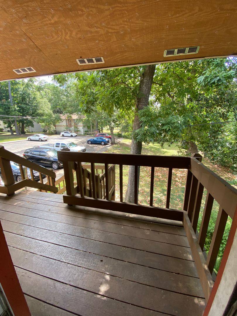 Apartment for rent at 1401 Ramble Brook, Tallahassee, FL 32301