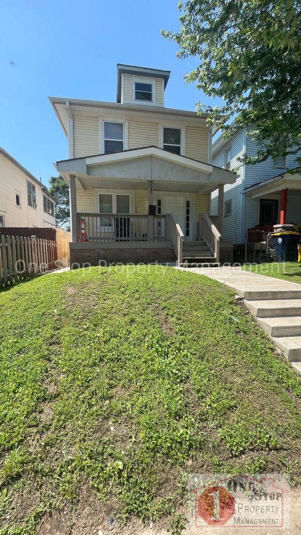House for rent at 5045 E 8th St, Kansas City, MO 64124
