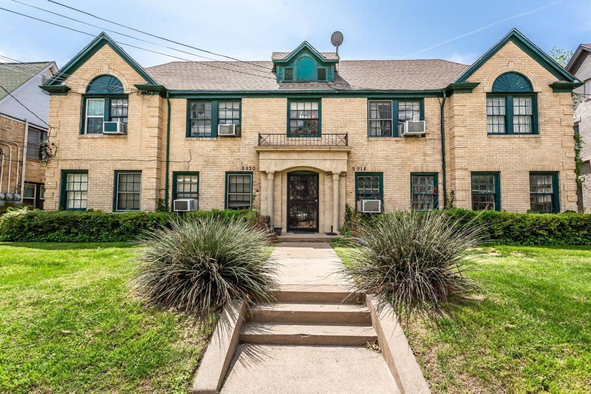 House for rent at 5920 La Vista Dr, Dallas, TX 75206