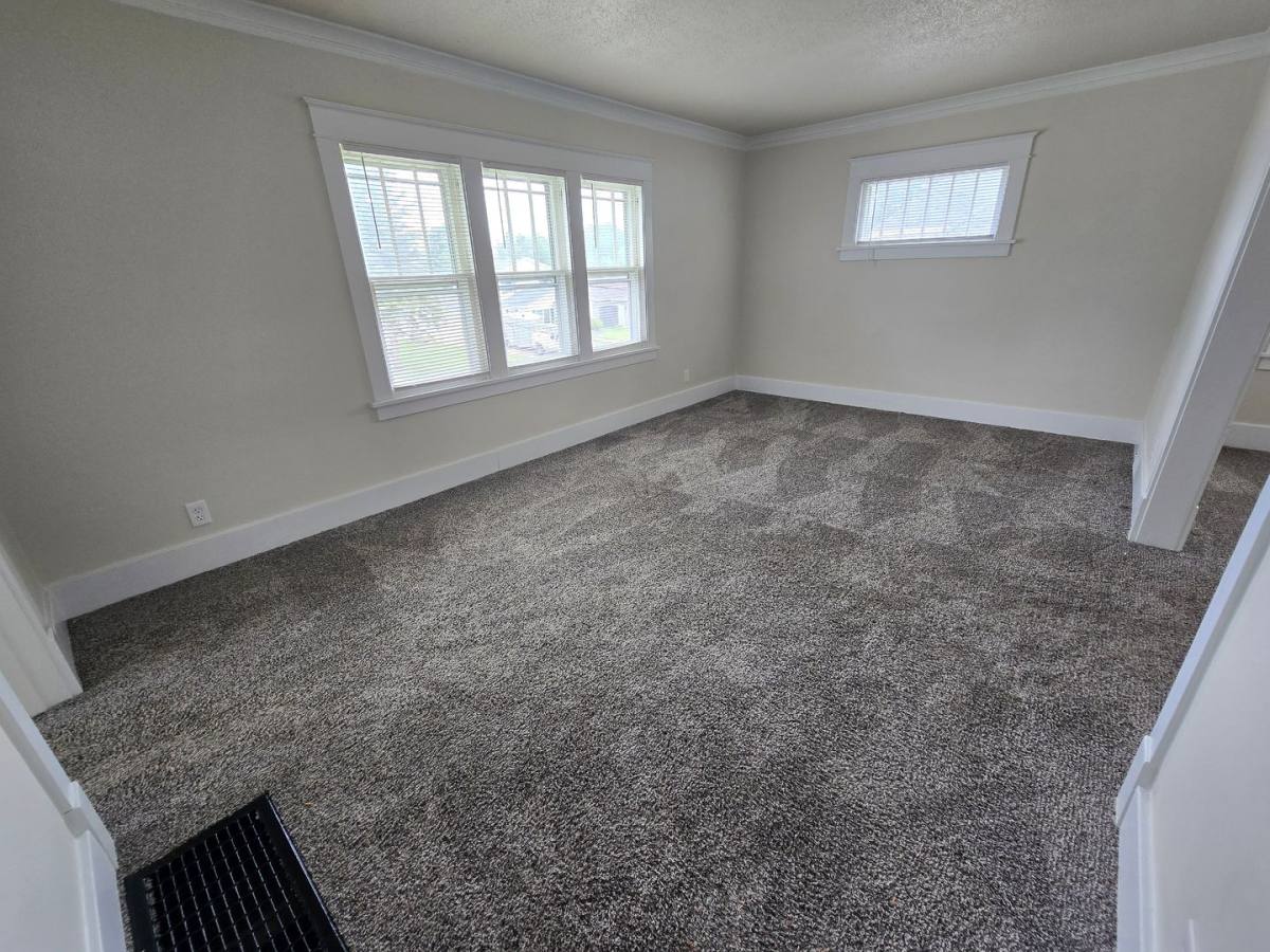 Townhouse for rent at 1109 Dousman, Green Bay, WI 54303