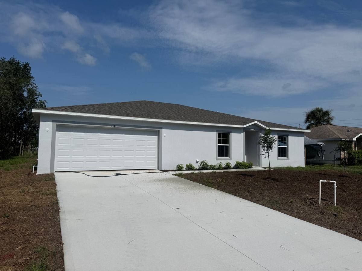 House for rent at 520 Treemont Ave SW, Palm Bay, FL 32908