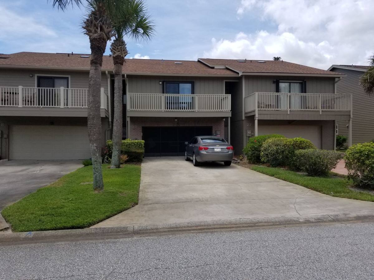Townhouse for rent at 25 Jana Dr, Port Orange, FL 32127