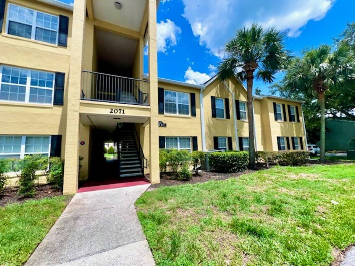 Condo for rent at 2071 Dixie Bell Dr #K, Orlando, FL 32812