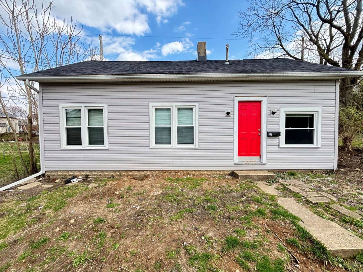 Apartment for rent at 30-32 Lagonda Ave, Springfield, OH 45503