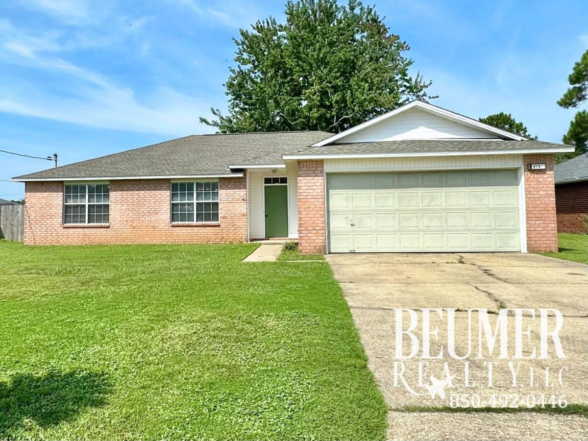 House for rent at 2113 Coral Creek Dr, Pensacola, FL 32506