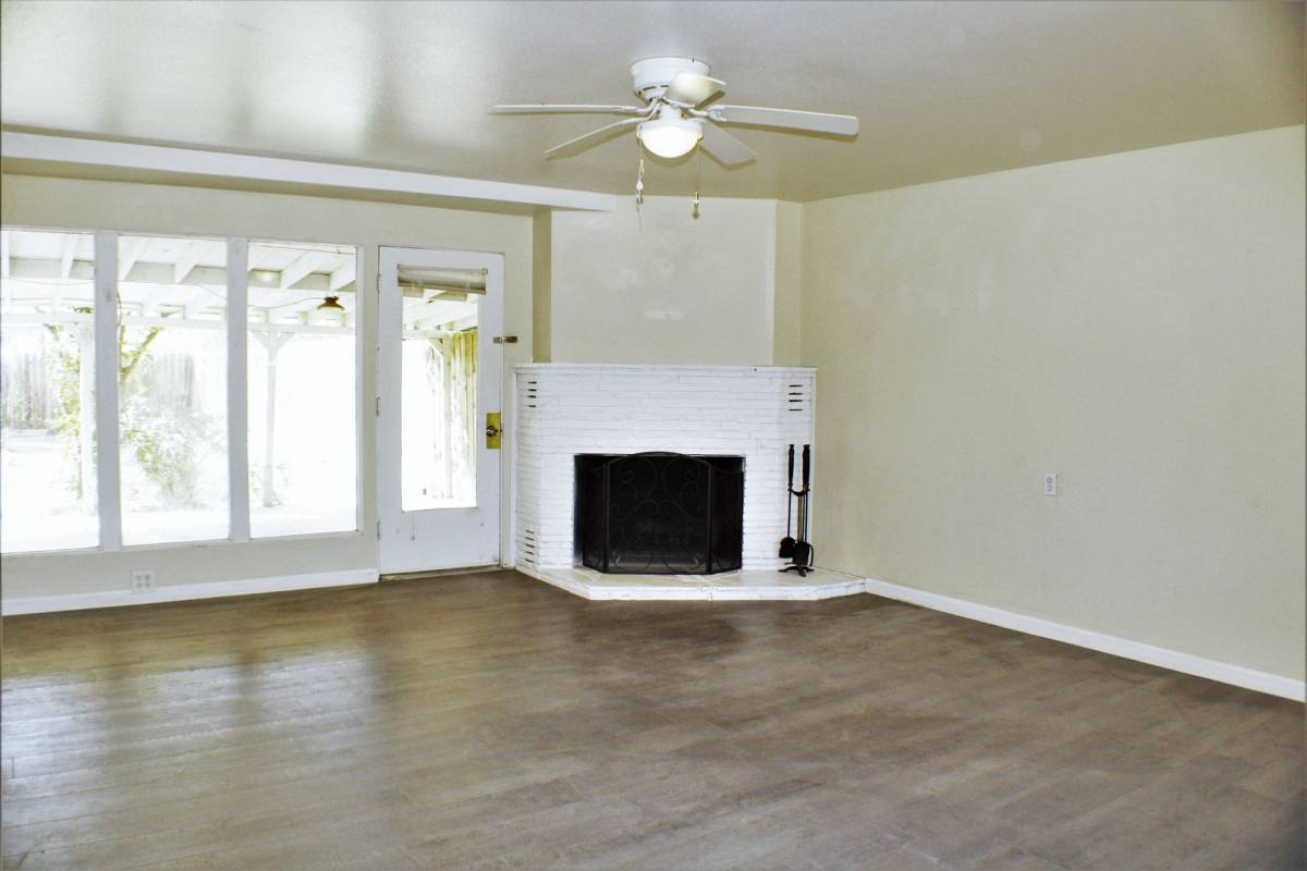 Apartment for rent at 1318 & 1320 El Tejon Ave, Bakersfield, CA 93308