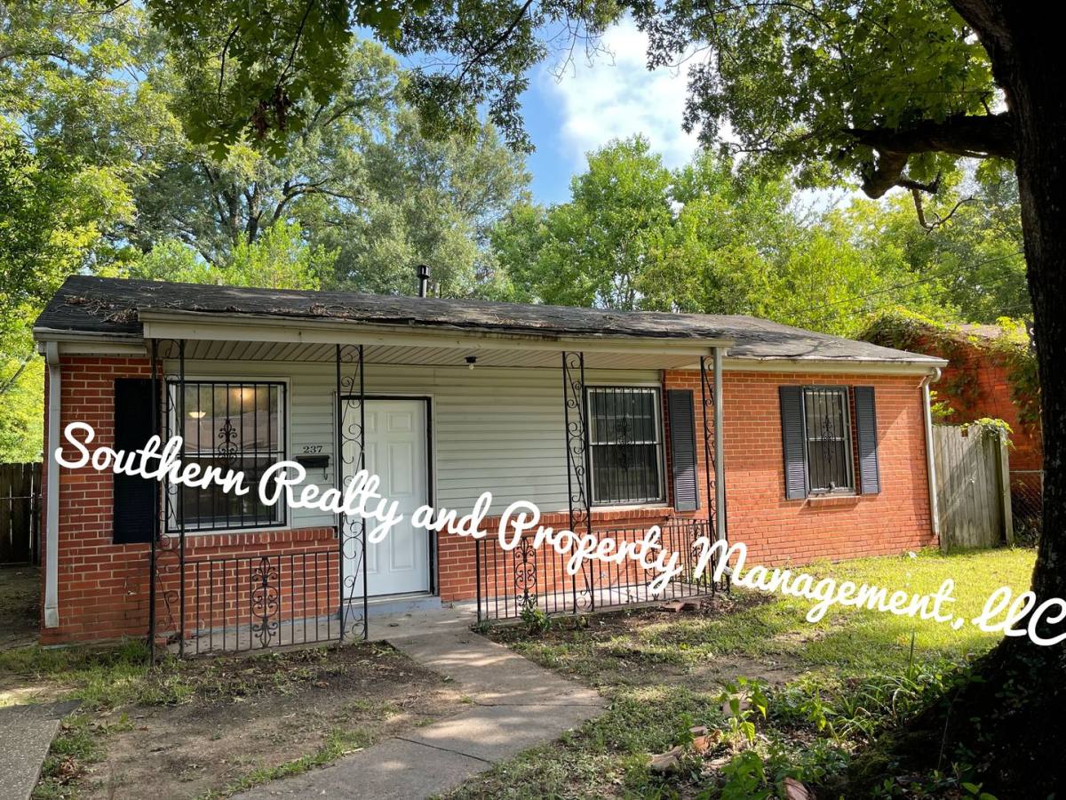 House for rent at 237 Gardendale Dr, Montgomery, AL 36110