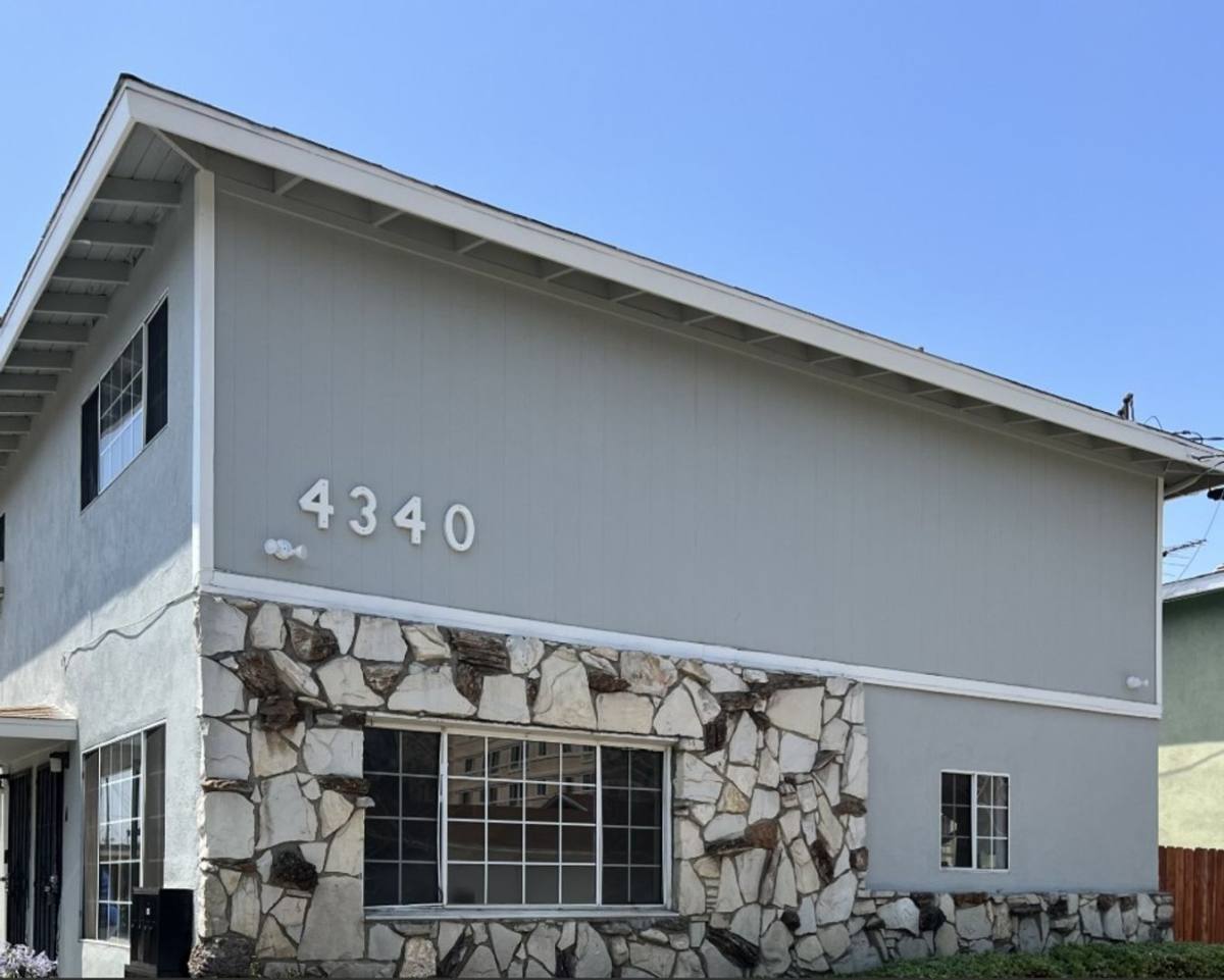 Apartment for rent at 4340 Walnut St, Bell Gardens, CA 90201