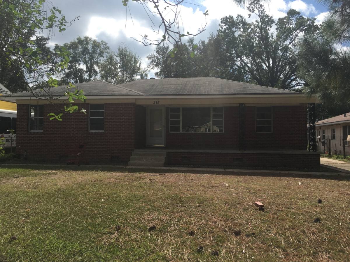 House for rent at 215 E Jordan, Shreveport, LA 71101