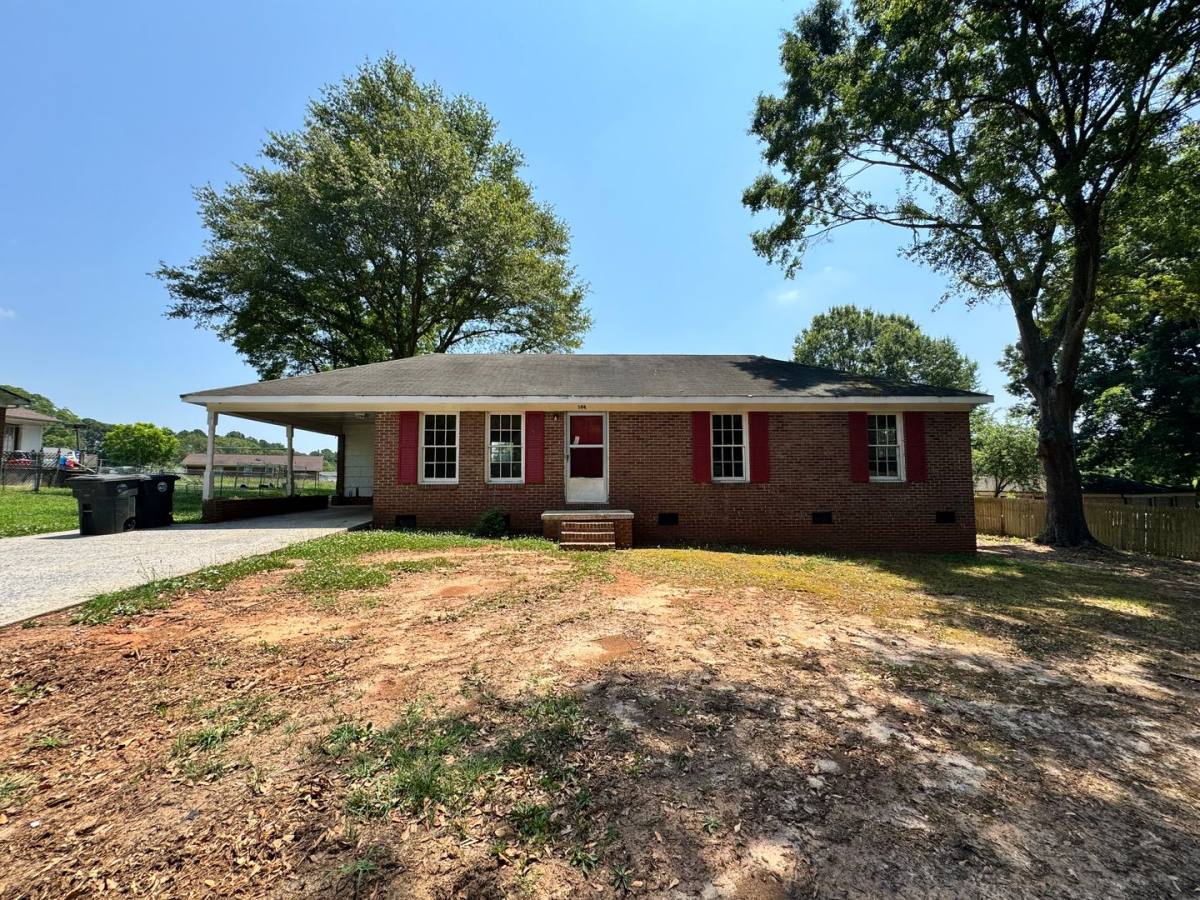House for rent at 104 Victor Dr, Shelby, NC 28152