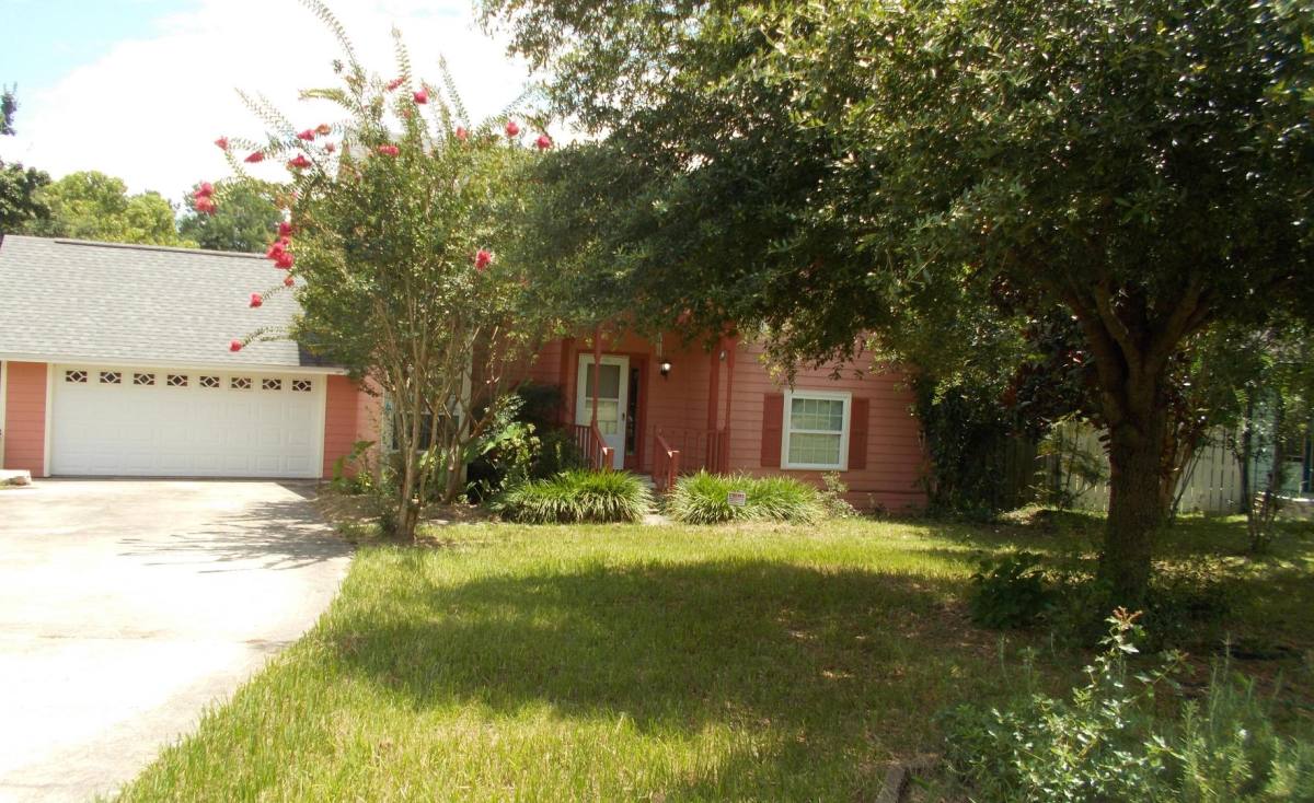 House for rent at 3525 NW 86th Way, Gainesville, FL 32606