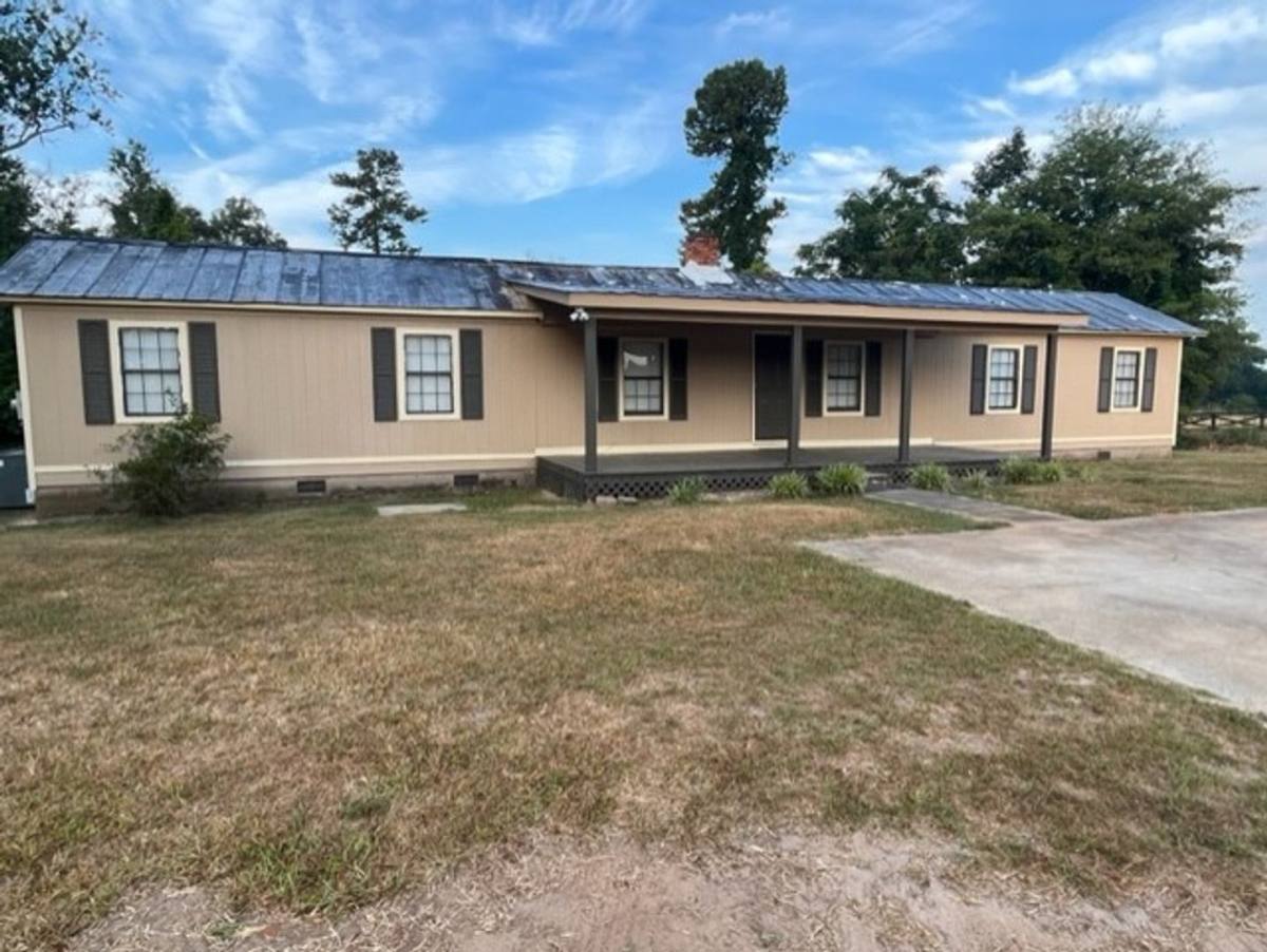 House for rent at 4704 Tinley Rd, Hephzibah, GA 30815
