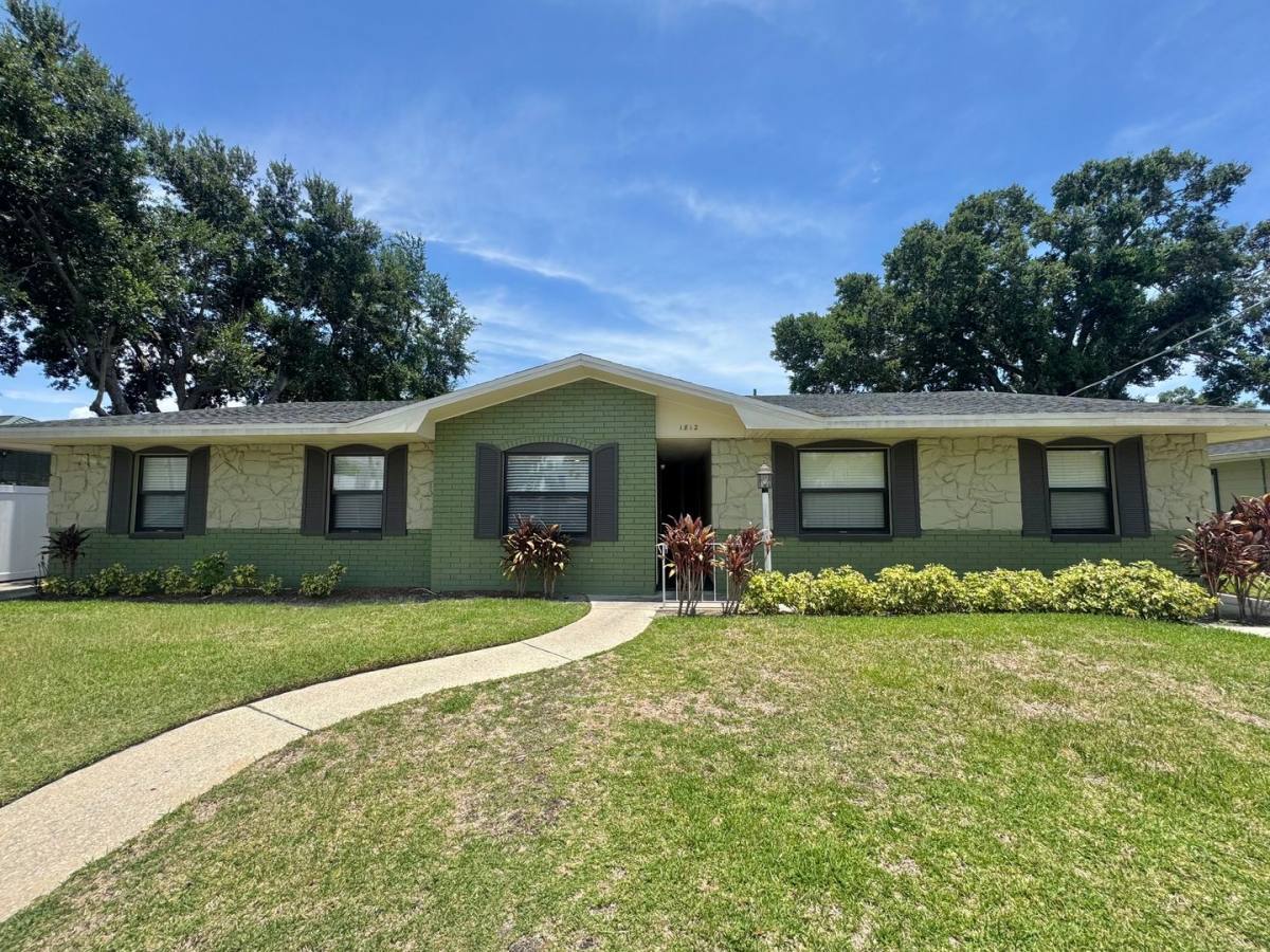 Apartment for rent at 1812 3rd St SE, Winter Haven, FL 33880