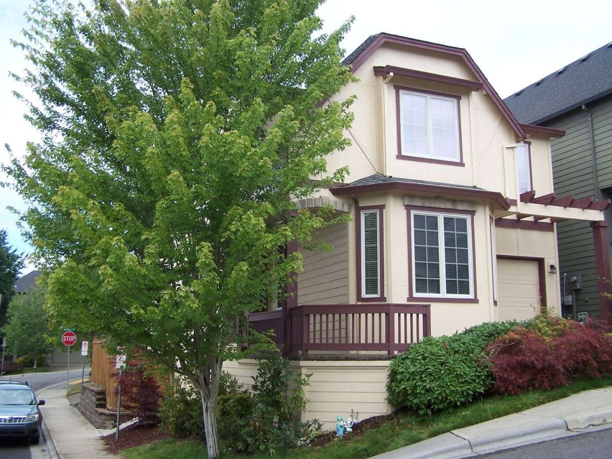 House for rent at 2501 NW Parnell Terrace, Portland, OR 97229
