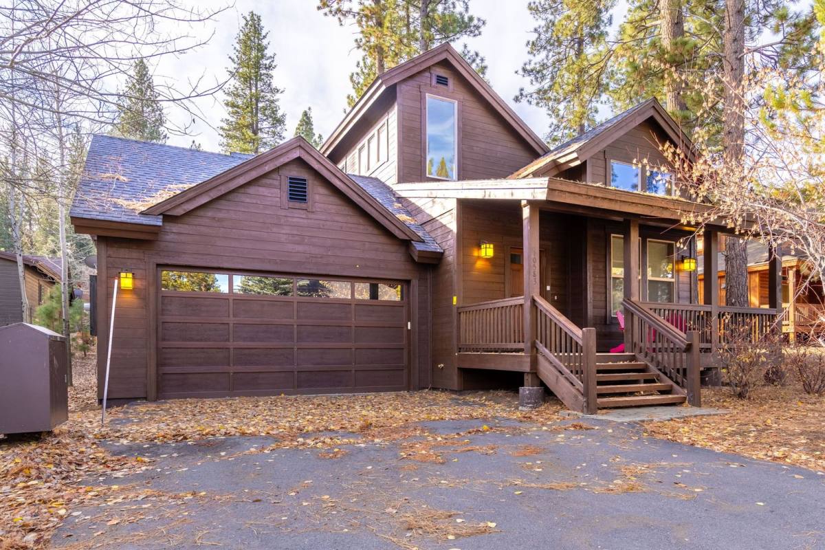 House for rent at 10583 Sara Bear, Truckee, CA 96161