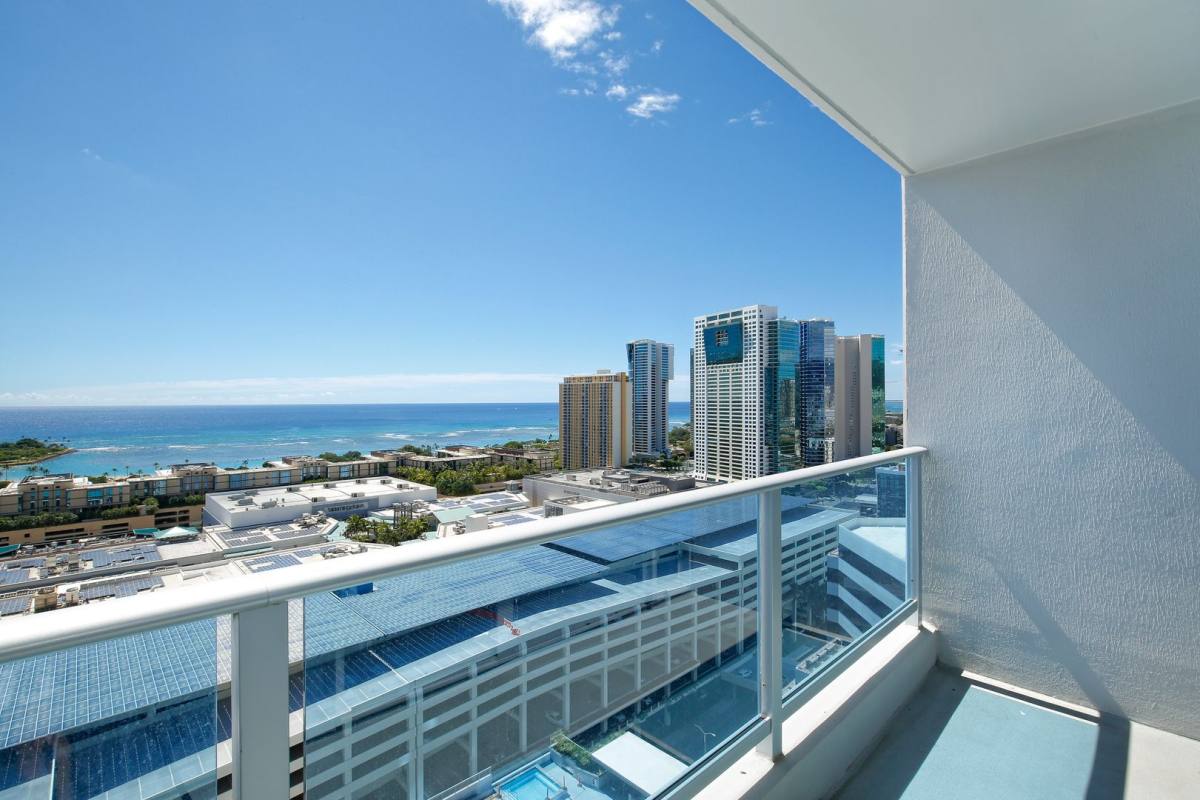 Condo for rent at 1391 Kapiolani Blvd, Honolulu, HI 96814