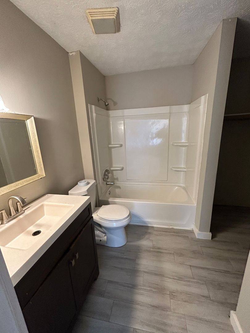 Apartment for rent at 746 Cleveland St, Gainesville, GA 30501