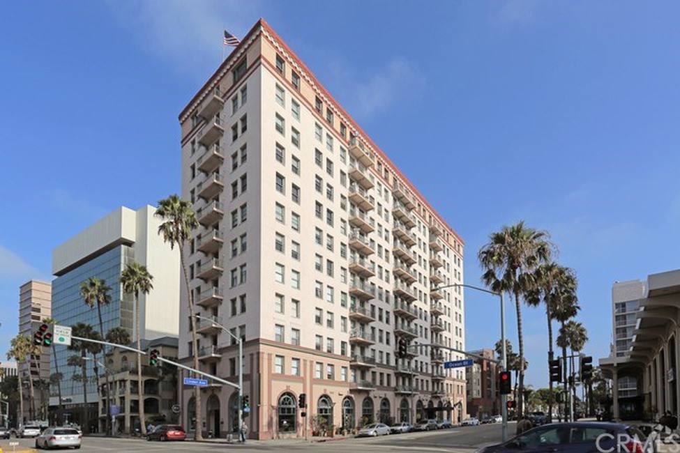 Apartment for rent at 455 E Ocean Blvd, Long Beach, CA 90802