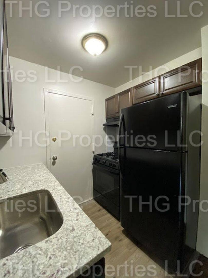 Apartment for rent at 600-610 E Front St, Plainfield, NJ 07060