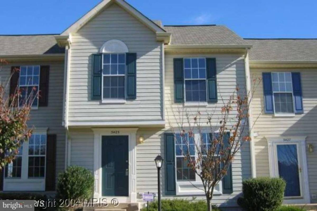 Townhouse for rent at 3425 Belleplain Court, Dumfries, VA 22026
