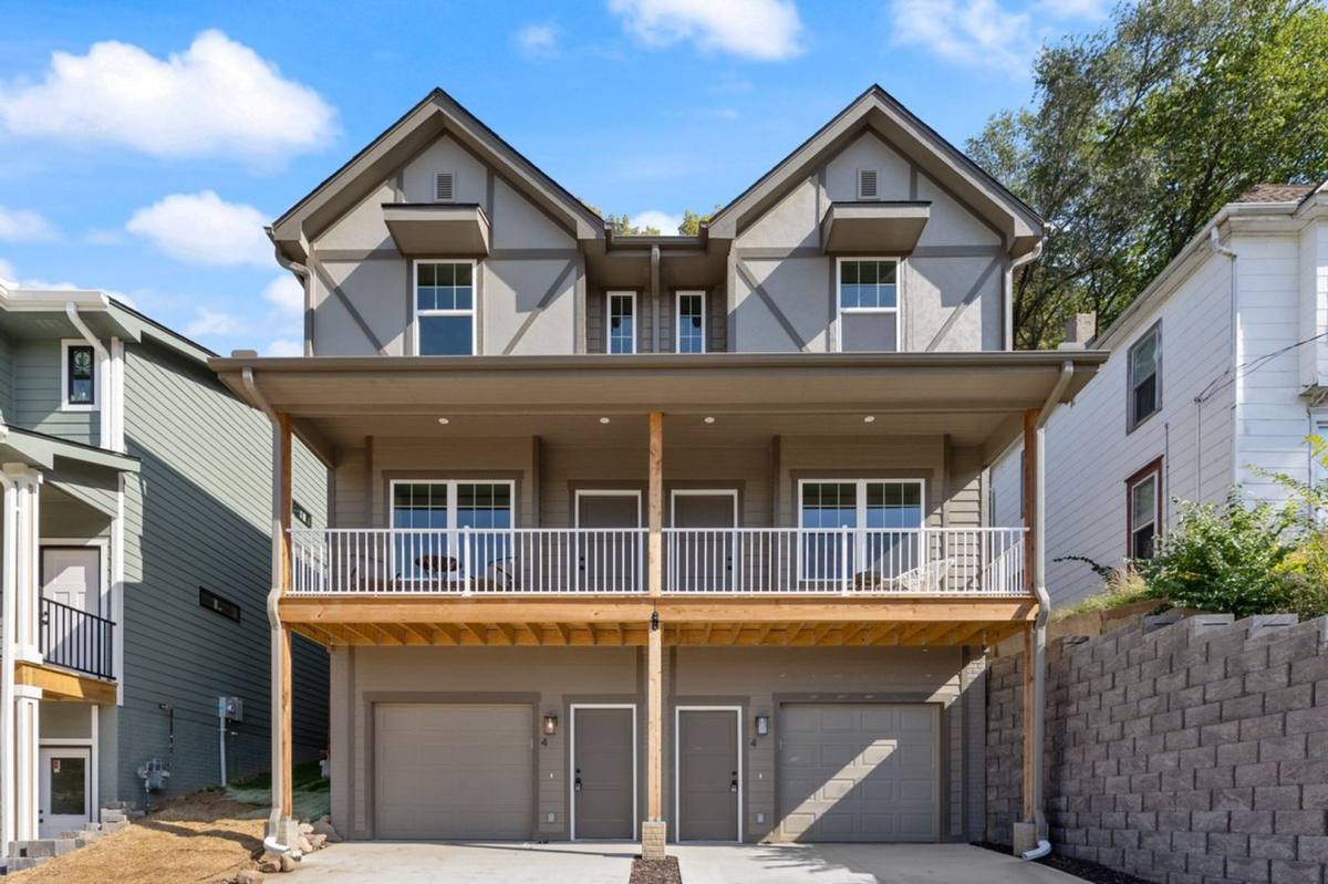 Apartment for rent at 409B Park Ave, Council Bluffs, IA 51503
