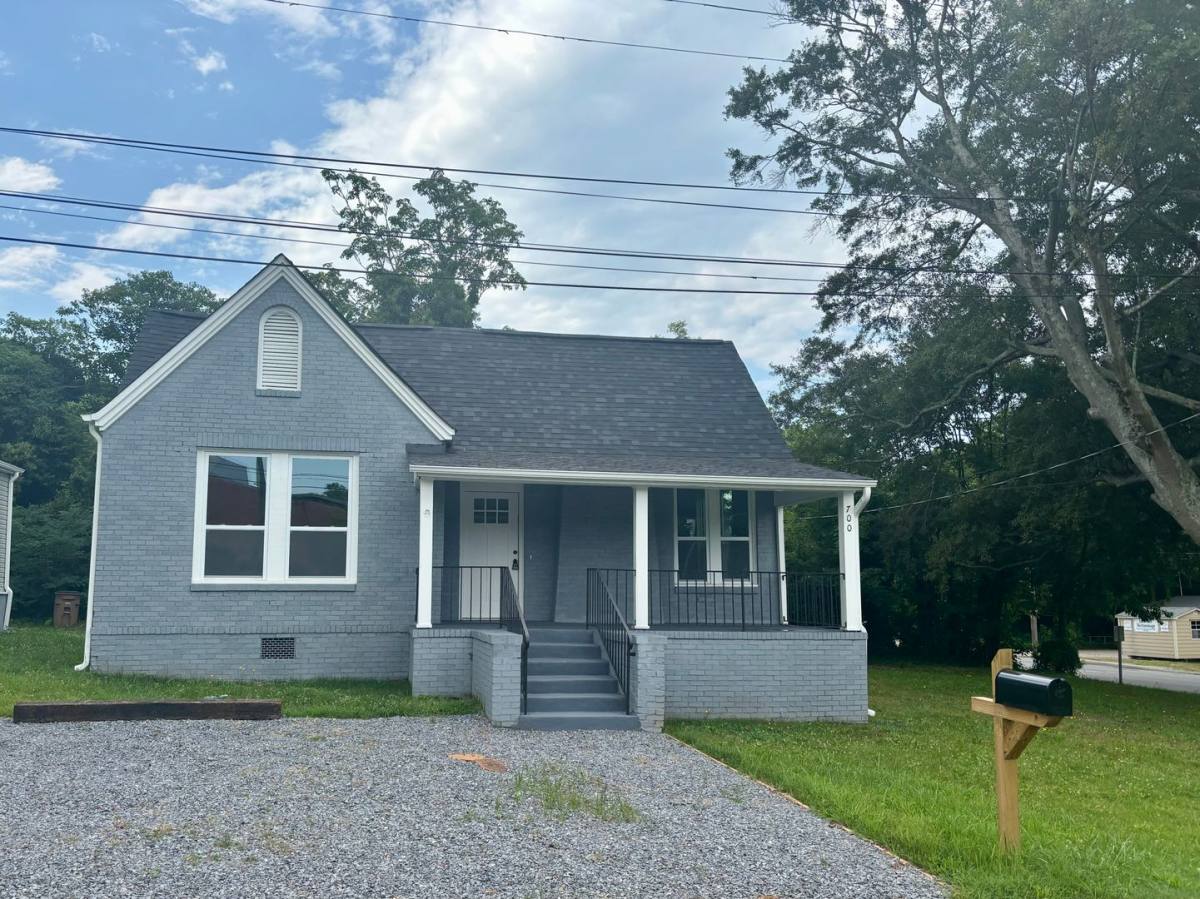 House for rent at 700 Airline Ave, Shelby, NC 28150