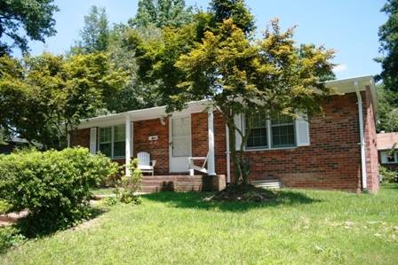 House for rent at 538 Broadway St, Hendersonville, NC 28739