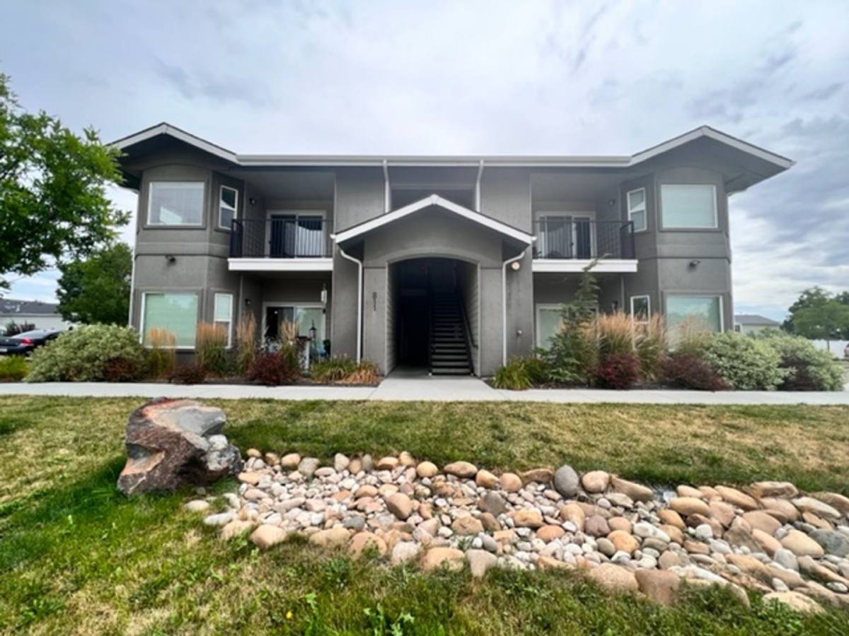 Apartment for rent at 811 E Ensolarado, Kuna, ID 83634