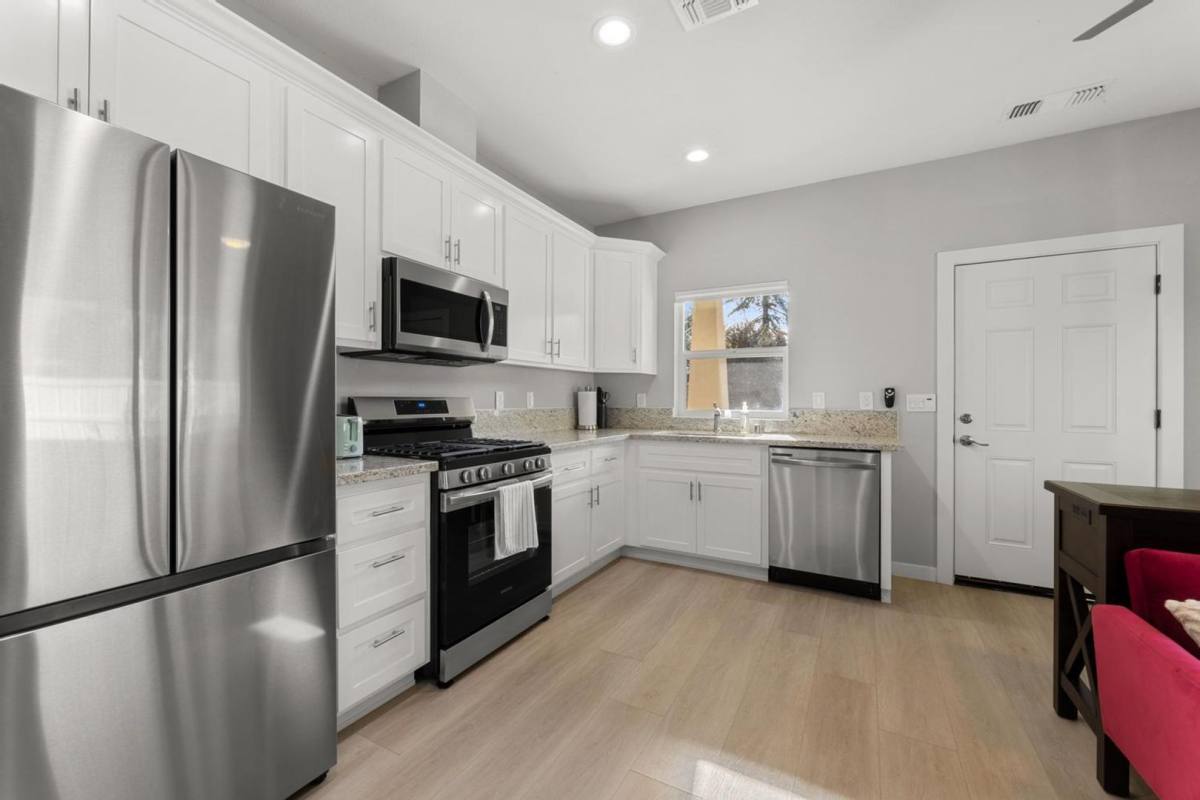 Apartment for rent at 498 Johnston St, Woodland, CA 95776