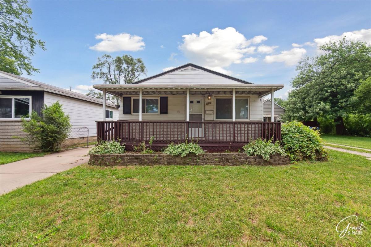House for rent at 8684 Republic Ave, Warren, MI 48089