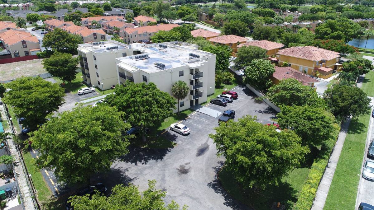 Apartment for rent at 6501 SW 139 Court #301, Miami, FL 33183
