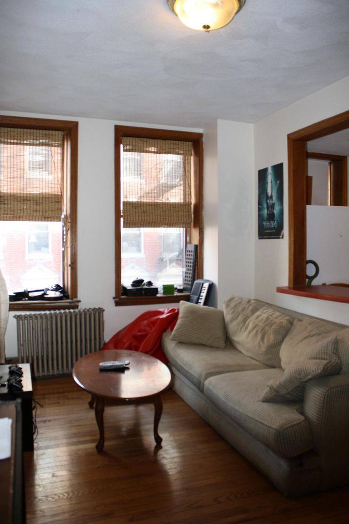 Apartment for rent at 21 Phillips St #3C, Boston, MA 02114