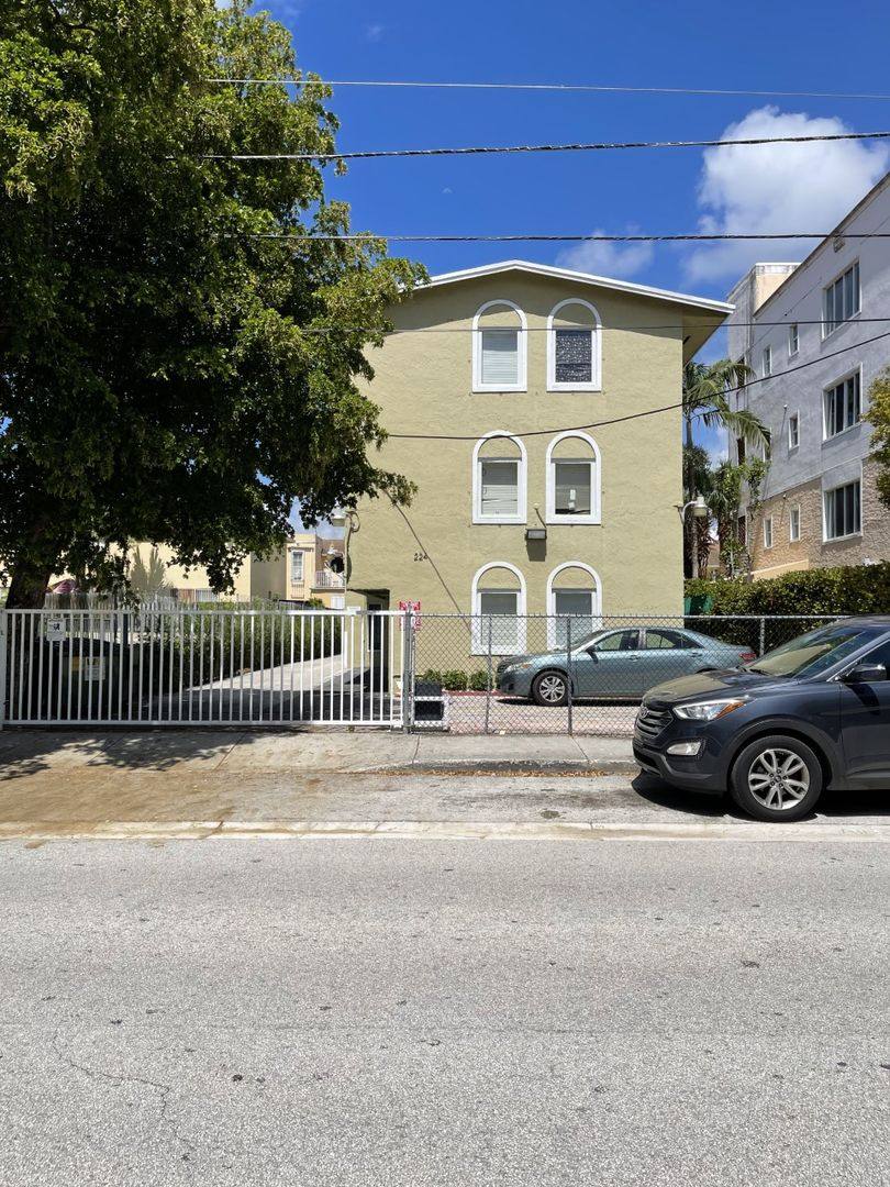 Apartment for rent at 224 SW 4 Ave, Miami, FL 33130