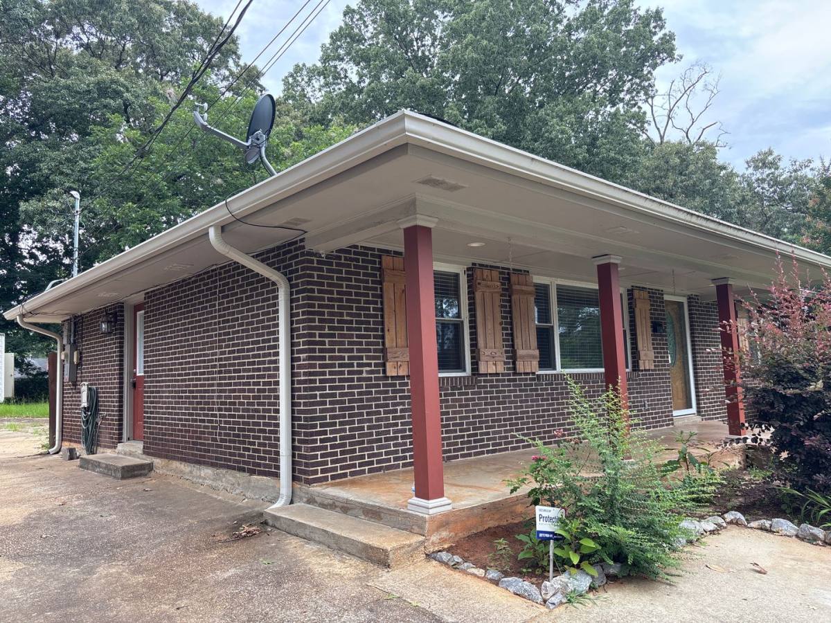 House for rent at 718 Joryne Dr, Montgomery, AL 36109