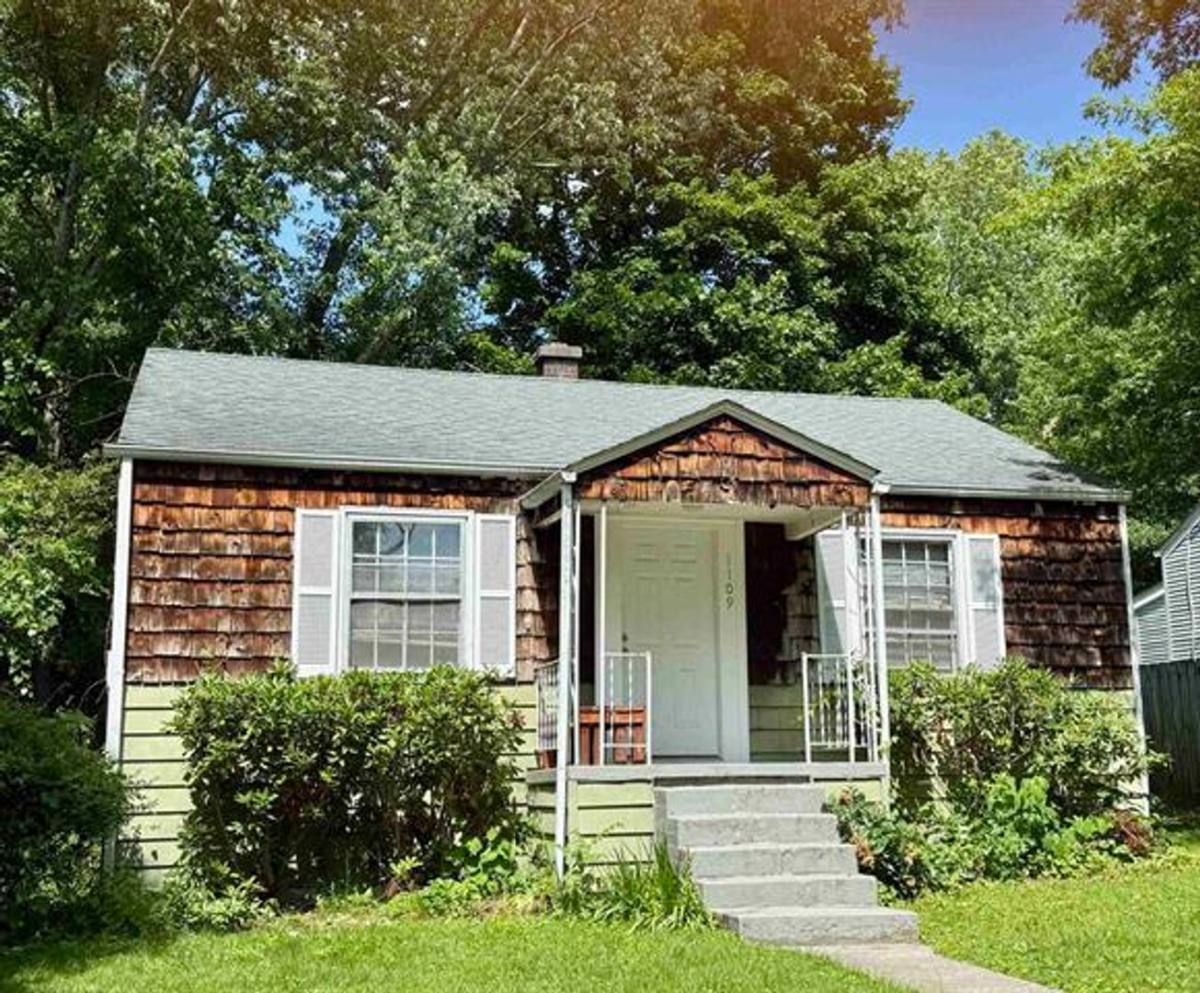 House for rent at 1109 Palmer Dr, Christiansburg, VA 24073